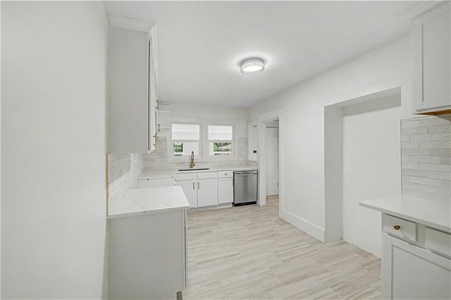 5633 Harrison Street, Kansas City, MO 64110