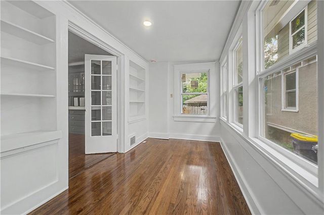 5633 Harrison Street, Kansas City, MO 64110