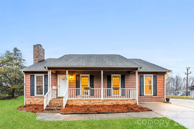 2524 Amity Avenue, Gastonia, NC 28054