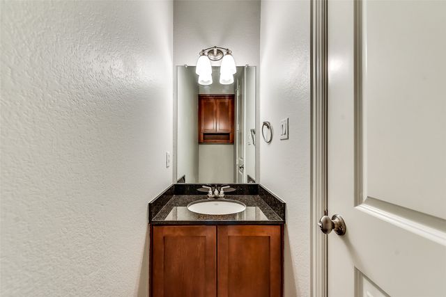 2606 N Henderson Avenue A, Dallas, TX 75206