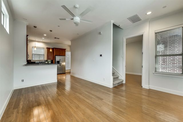 2606 N Henderson Avenue A, Dallas, TX 75206