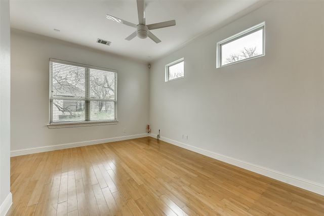 2606 N Henderson Avenue A, Dallas, TX 75206