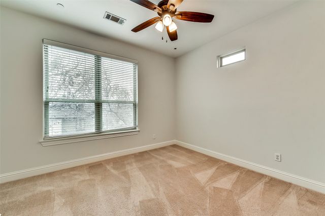 2606 N Henderson Avenue A, Dallas, TX 75206