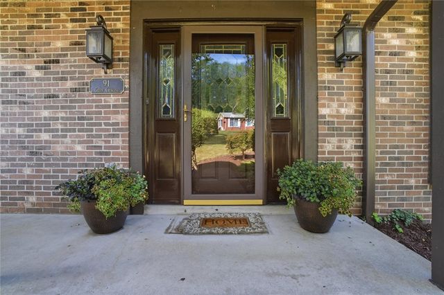 91 Green Crescent Dr, South Strabane, PA 15301