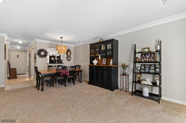 12 Spruce Hills Ct, Hamburg Boro, NJ 07419