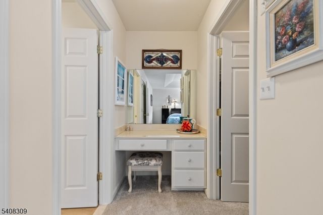 12 Spruce Hills Ct, Hamburg Boro, NJ 07419