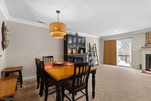 12 Spruce Hills Ct, Hamburg Boro, NJ 07419