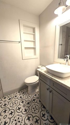 463 W Chalfont Dr, Baton Rouge, LA 70819