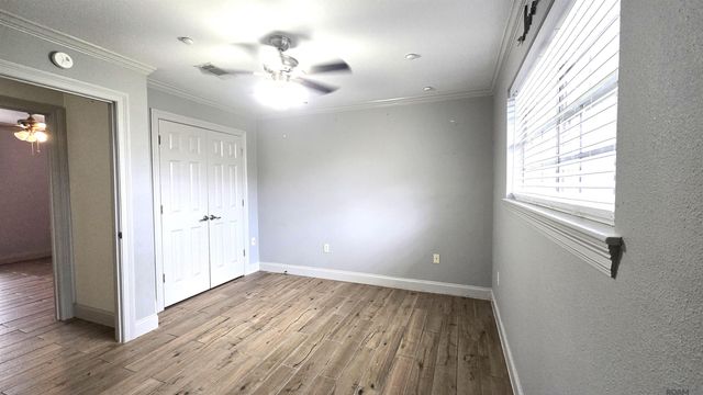 463 W Chalfont Dr, Baton Rouge, LA 70819