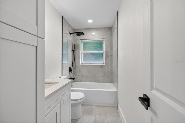 5175 23RD AVENUE N, St Petersburg, FL 33710