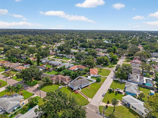 5175 23RD AVENUE N, St Petersburg, FL 33710