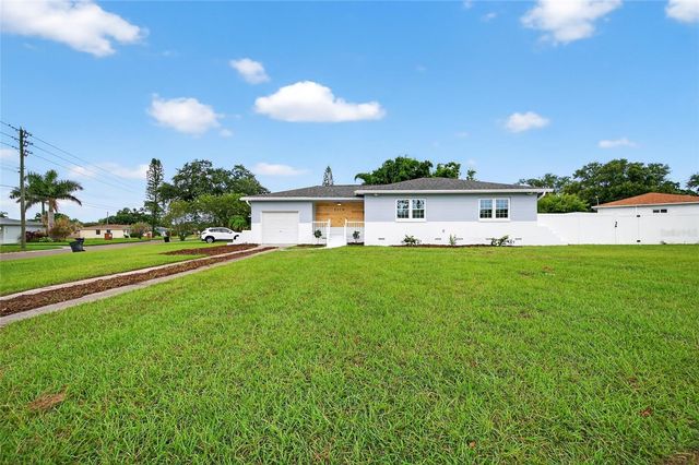 5175 23RD AVENUE N, St Petersburg, FL 33710