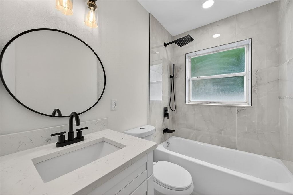 Image 35 of property listing at 5175 23RD AVENUE N, St Petersburg, FL 33710