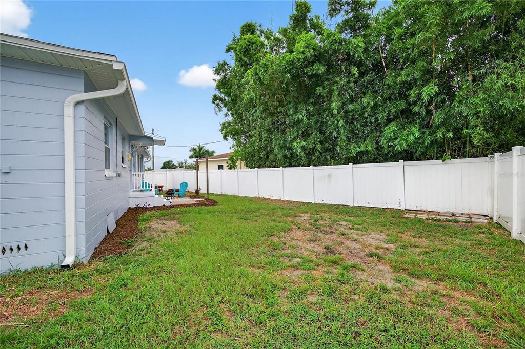 Image 41 of property listing at 5175 23RD AVENUE N, St Petersburg, FL 33710