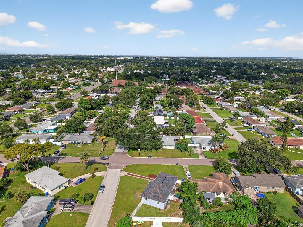 Image 51 of property listing at 5175 23RD AVENUE N, St Petersburg, FL 33710