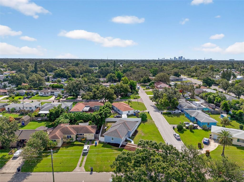 Image 54 of property listing at 5175 23RD AVENUE N, St Petersburg, FL 33710