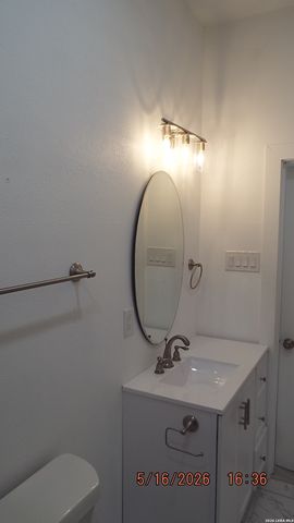 940 W Mulberry DOWNSTAIRS, 1, San Antonio, TX 78201