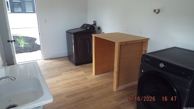 940 W Mulberry DOWNSTAIRS, 1, San Antonio, TX 78201