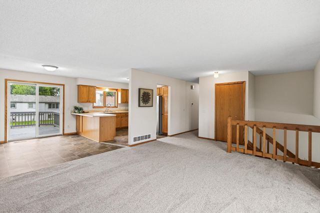 14620 Hayes Road, Apple Valley, MN 55124