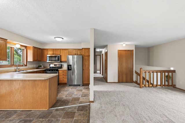 14620 Hayes Road, Apple Valley, MN 55124