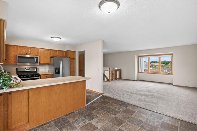 14620 Hayes Road, Apple Valley, MN 55124