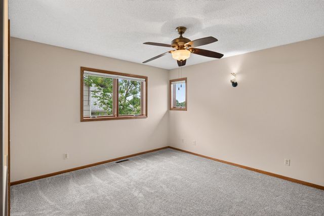 14620 Hayes Road, Apple Valley, MN 55124
