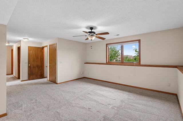 14620 Hayes Road, Apple Valley, MN 55124