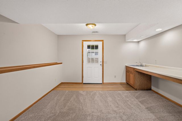 14620 Hayes Road, Apple Valley, MN 55124
