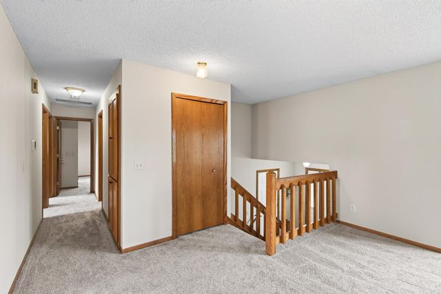 14620 Hayes Road, Apple Valley, MN 55124