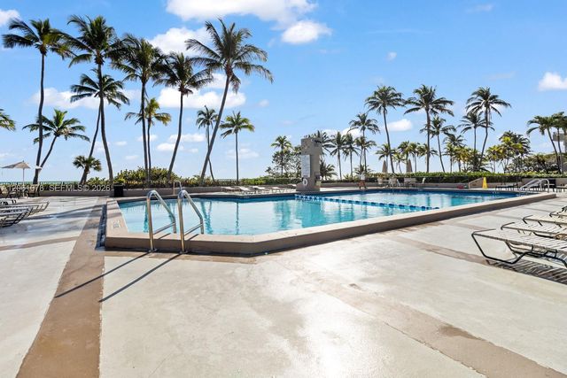 151 Crandon Blvd 127 127, Key Biscayne, FL 33149