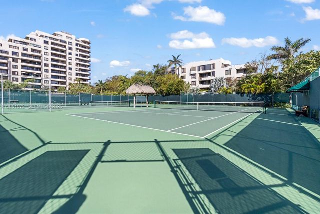 151 Crandon Blvd 127 127, Key Biscayne, FL 33149