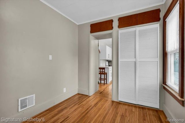 634 S Vermont Avenue, Royal Oak, MI 48067