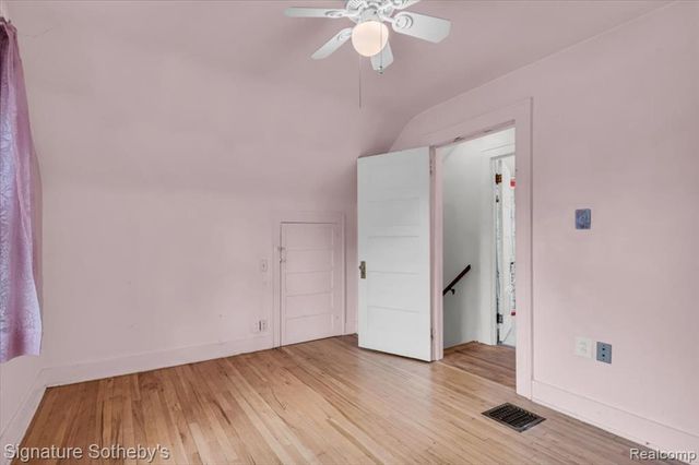 634 S Vermont Avenue, Royal Oak, MI 48067
