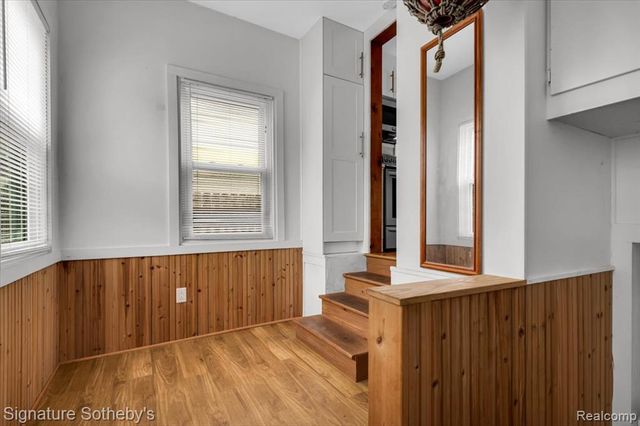 634 S Vermont Avenue, Royal Oak, MI 48067