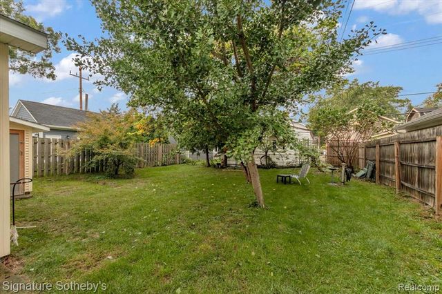 634 S Vermont Avenue, Royal Oak, MI 48067