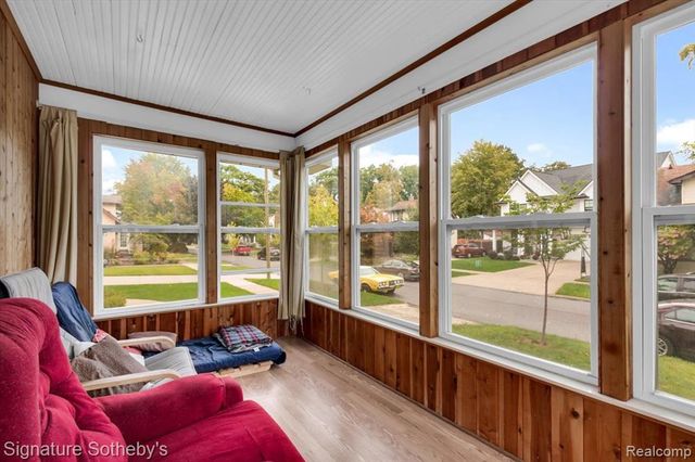 634 S Vermont Avenue, Royal Oak, MI 48067