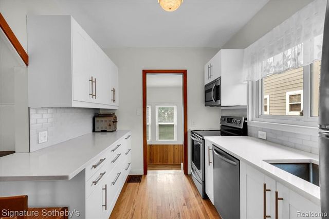 634 S Vermont Avenue, Royal Oak, MI 48067