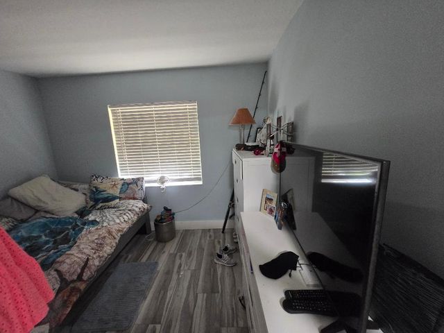 1105 Lake Shore Drive 102, Lake Park, FL 33403