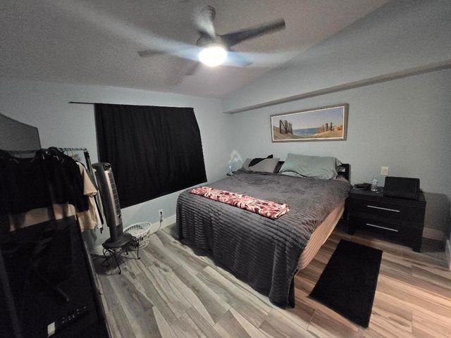 1105 Lake Shore Drive 102, Lake Park, FL 33403