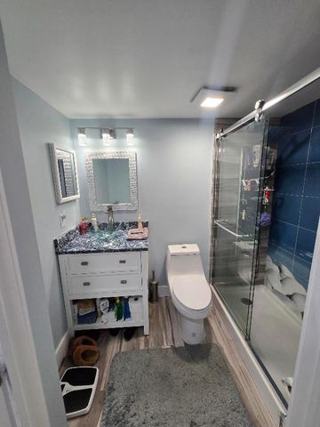 1105 Lake Shore Drive 102, Lake Park, FL 33403