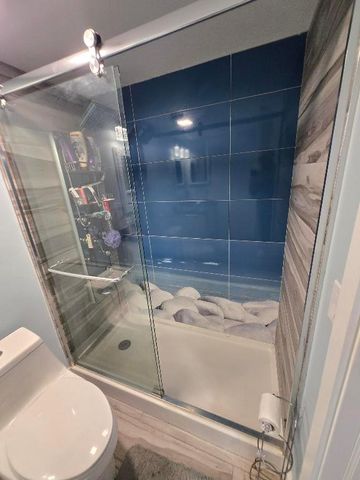 1105 Lake Shore Drive 102, Lake Park, FL 33403