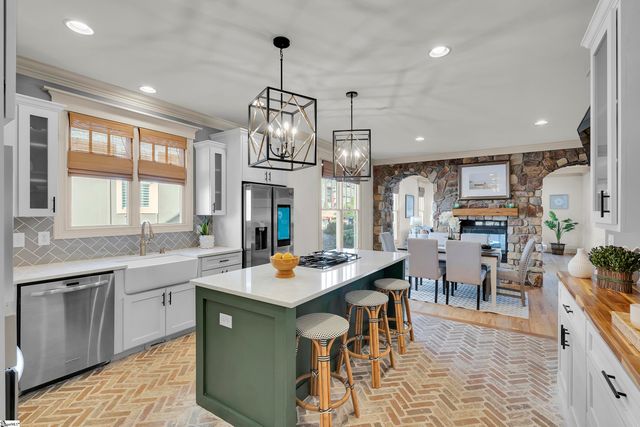 18 Cushing Street, Piedmont, SC 29673