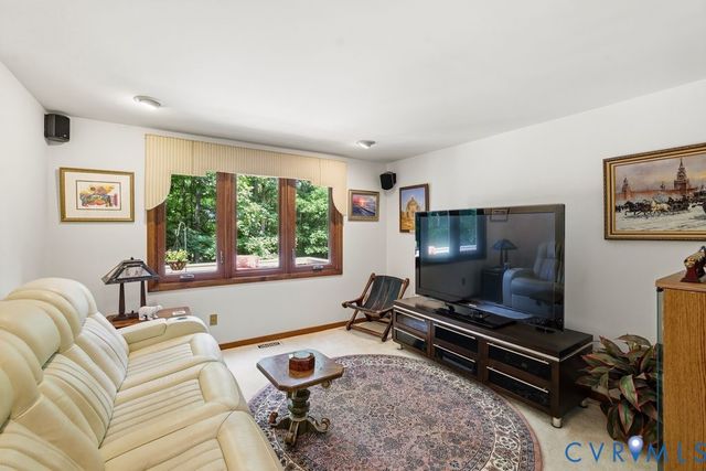 14010 Harbour Pointe Rd, Chesterfield, VA 23112