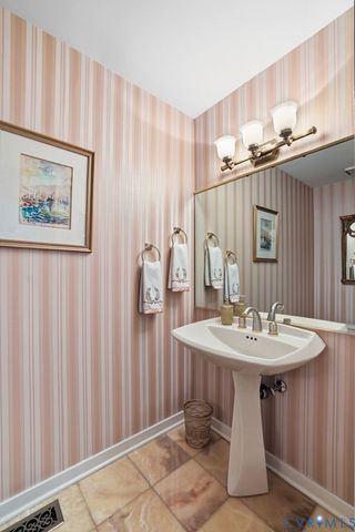 14010 Harbour Pointe Rd, Chesterfield, VA 23112