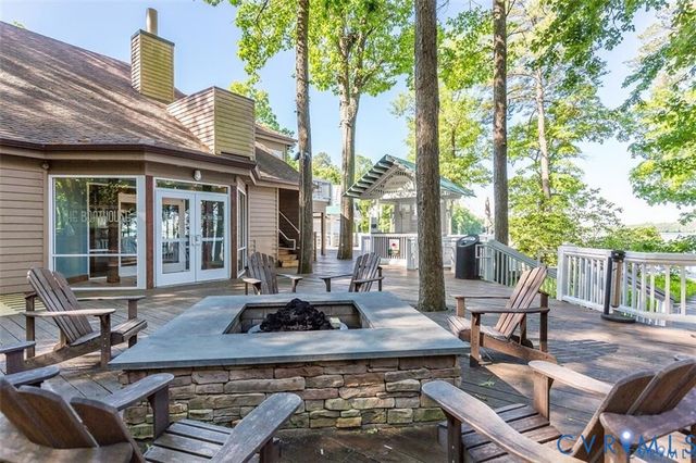 14010 Harbour Pointe Rd, Chesterfield, VA 23112
