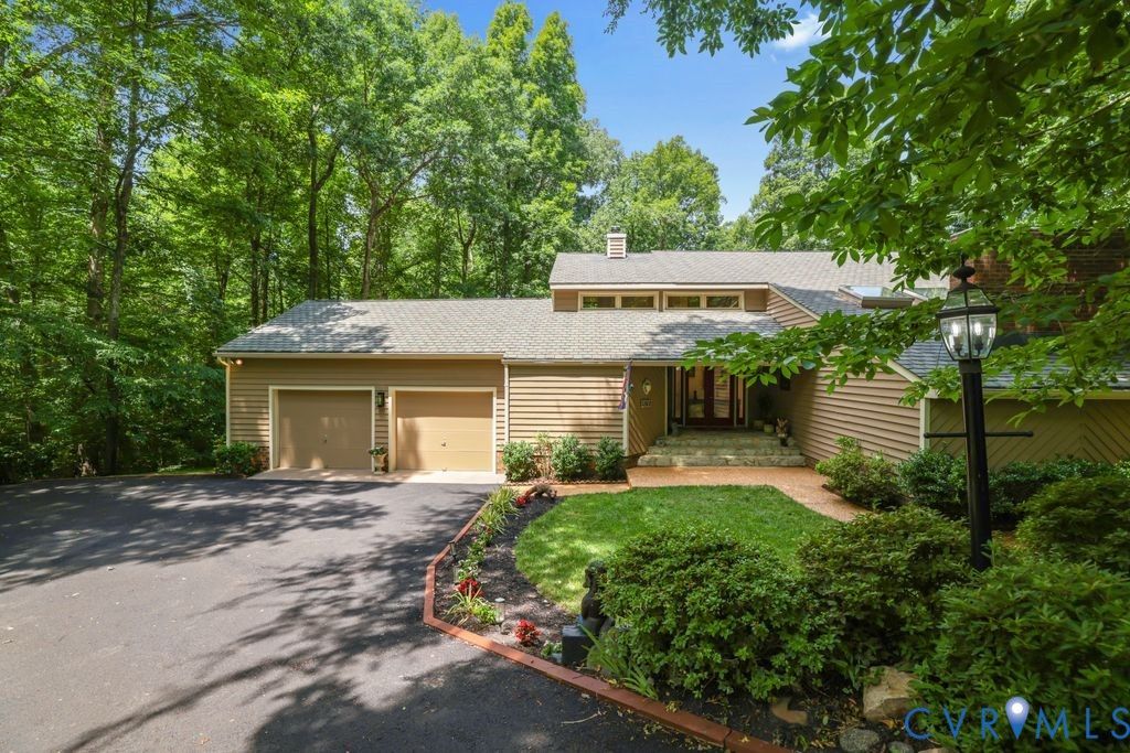 14010 Harbour Pointe Rd, Chesterfield, VA 23112