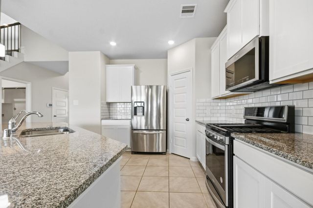 10723 Cliffs View Drive, Rosharon, TX 77583