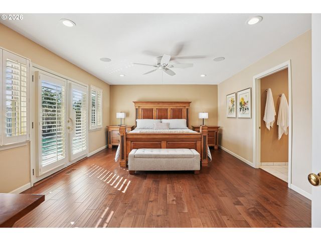 7260 Sw NORTHVALE Way, Portland, OR 97225