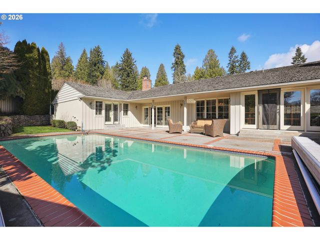 7260 Sw NORTHVALE Way, Portland, OR 97225