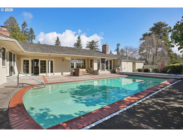 7260 Sw NORTHVALE Way, Portland, OR 97225